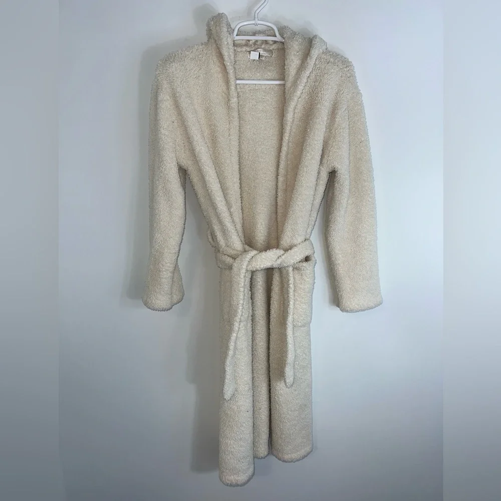 Barefoot Dreams Bamboo Robe children’s 10-12 years - Picture 3 of 13